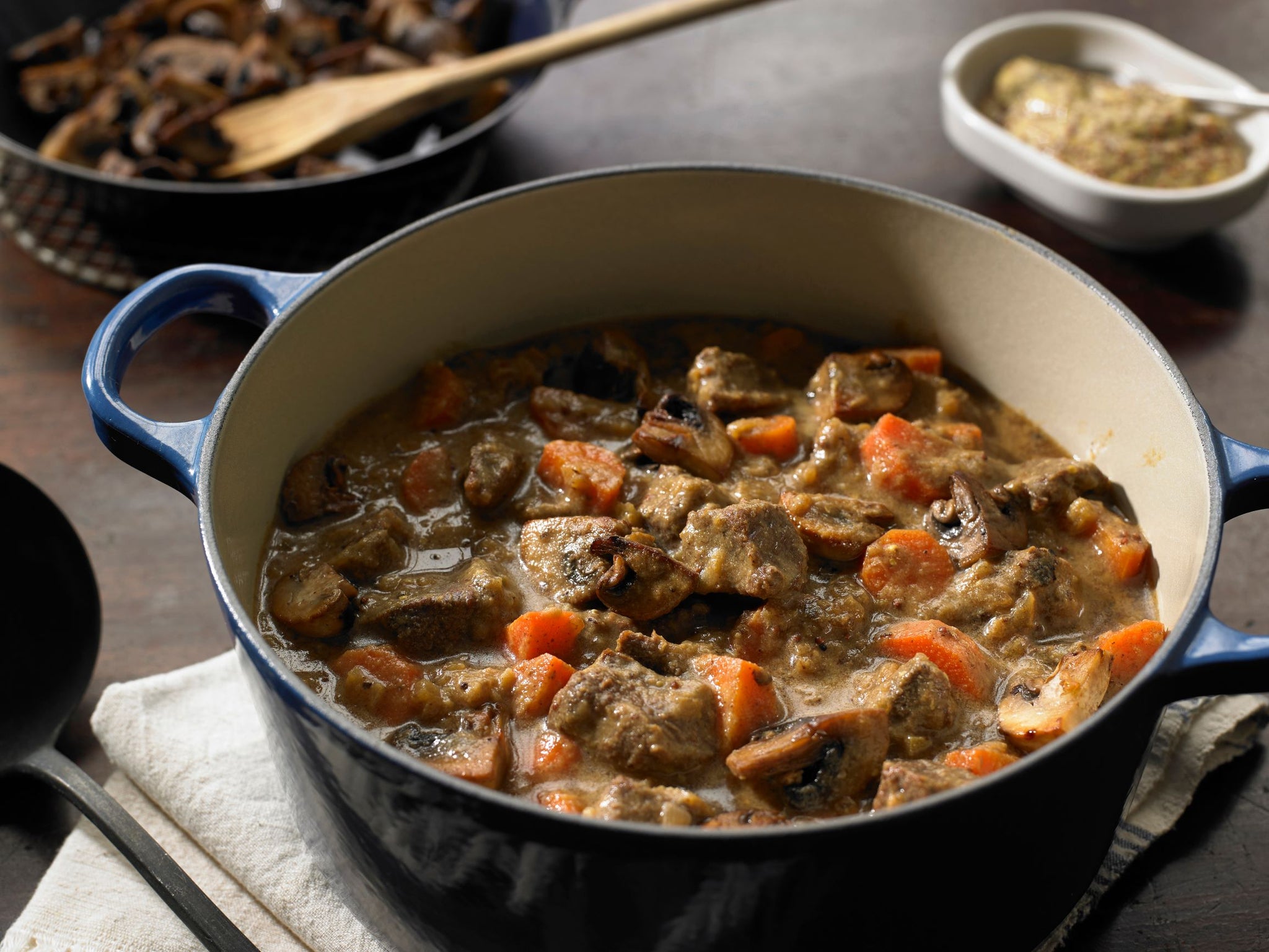 Campbell's Beef Stew 3x1.81kg [$3.13/serving]
